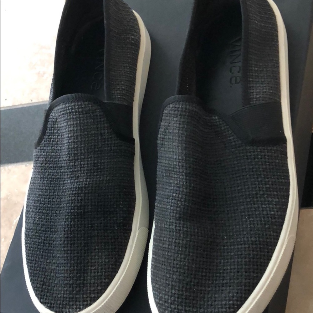 Sneakers - Picture 2 of 3
